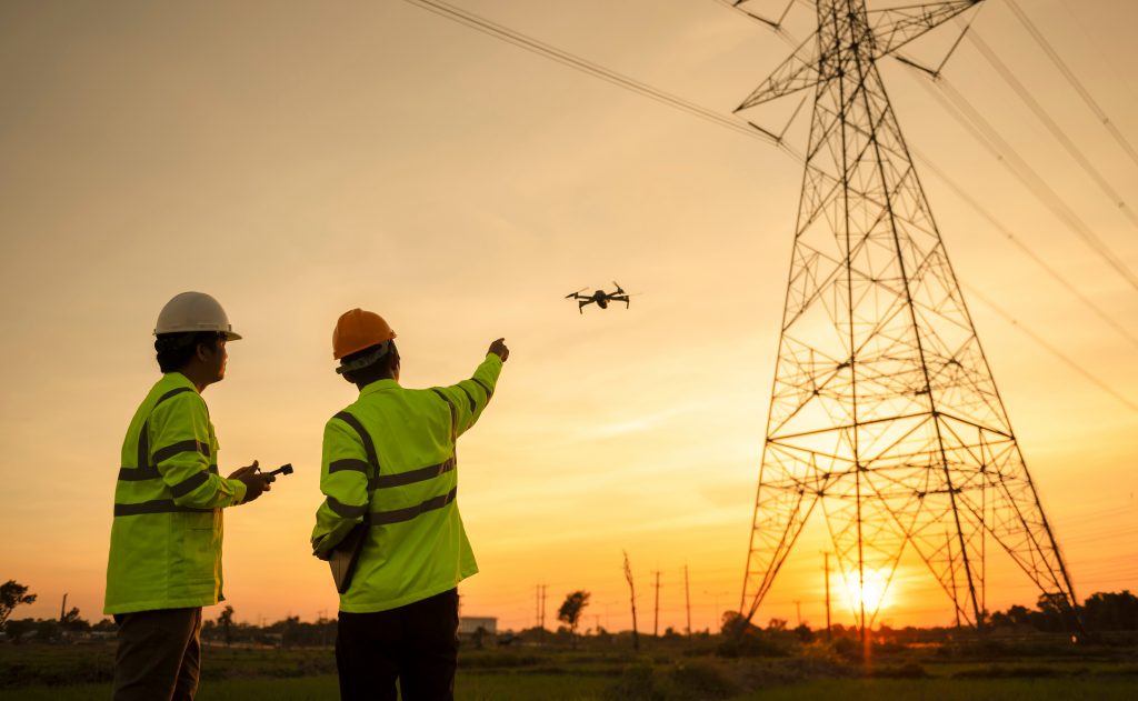 infuse drones revision torres electricas con drones